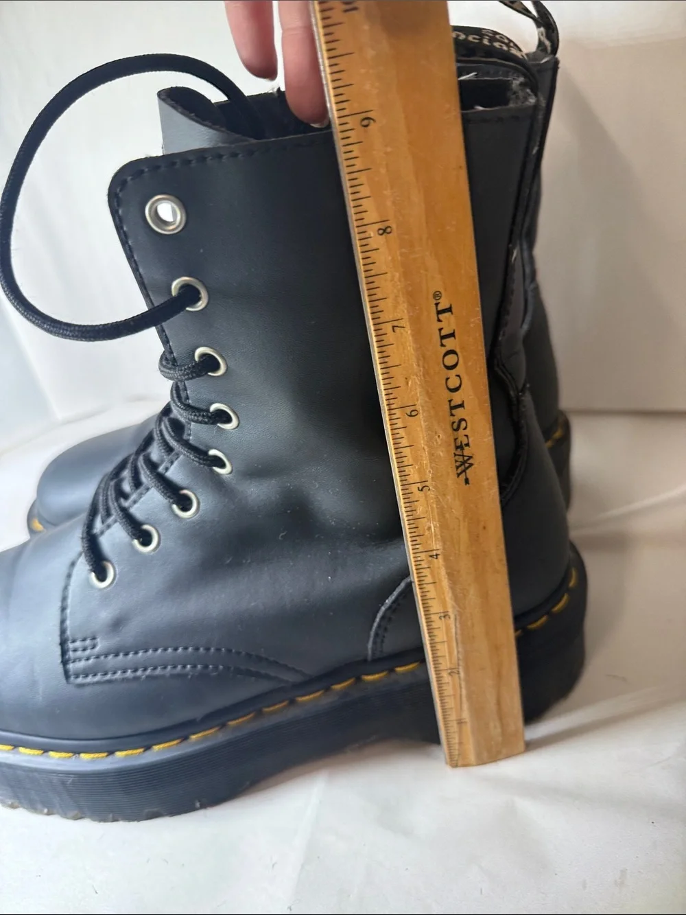 Dr. Marten’s Jadon Platform size 11